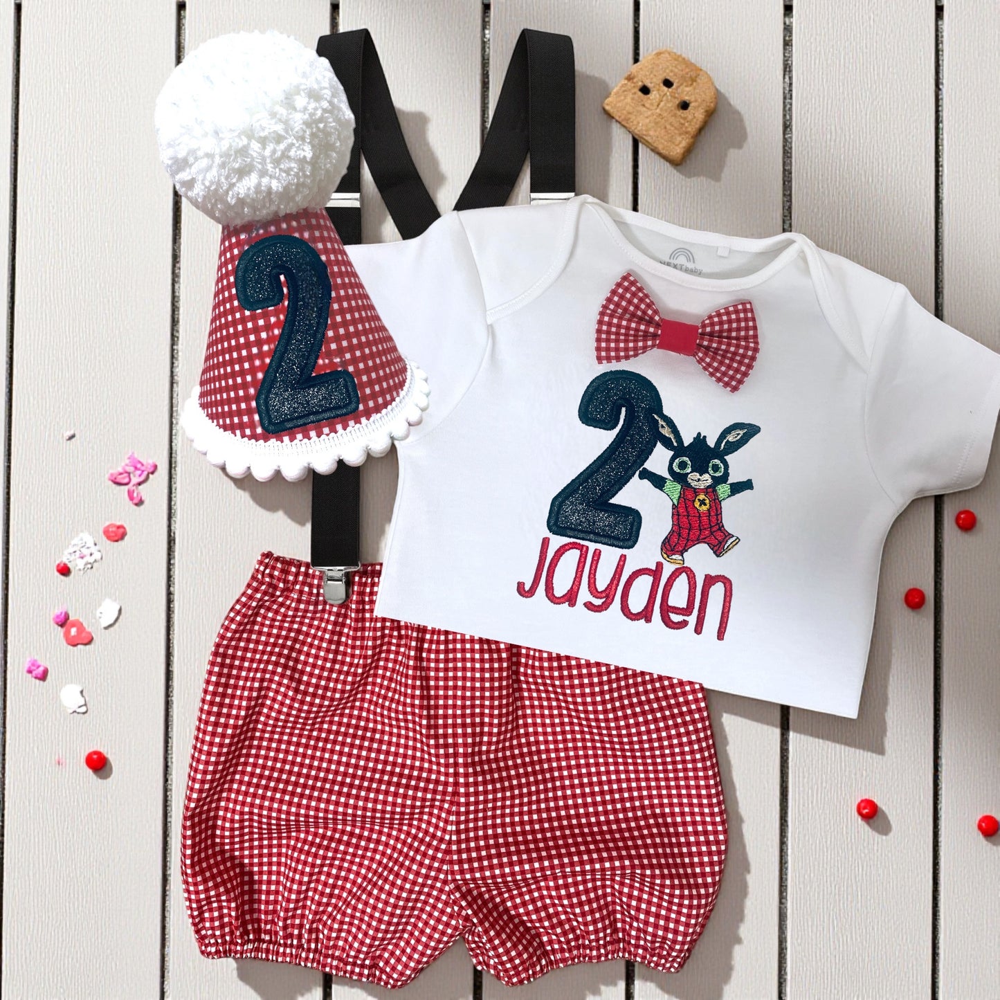 Bing Bunny Cake Smash Outfit – Personalised Baby Birthday Romper with Hat | Embroidered 1st 2nd Birthday Boy Outfit | Roo’s Cake-smash Designs