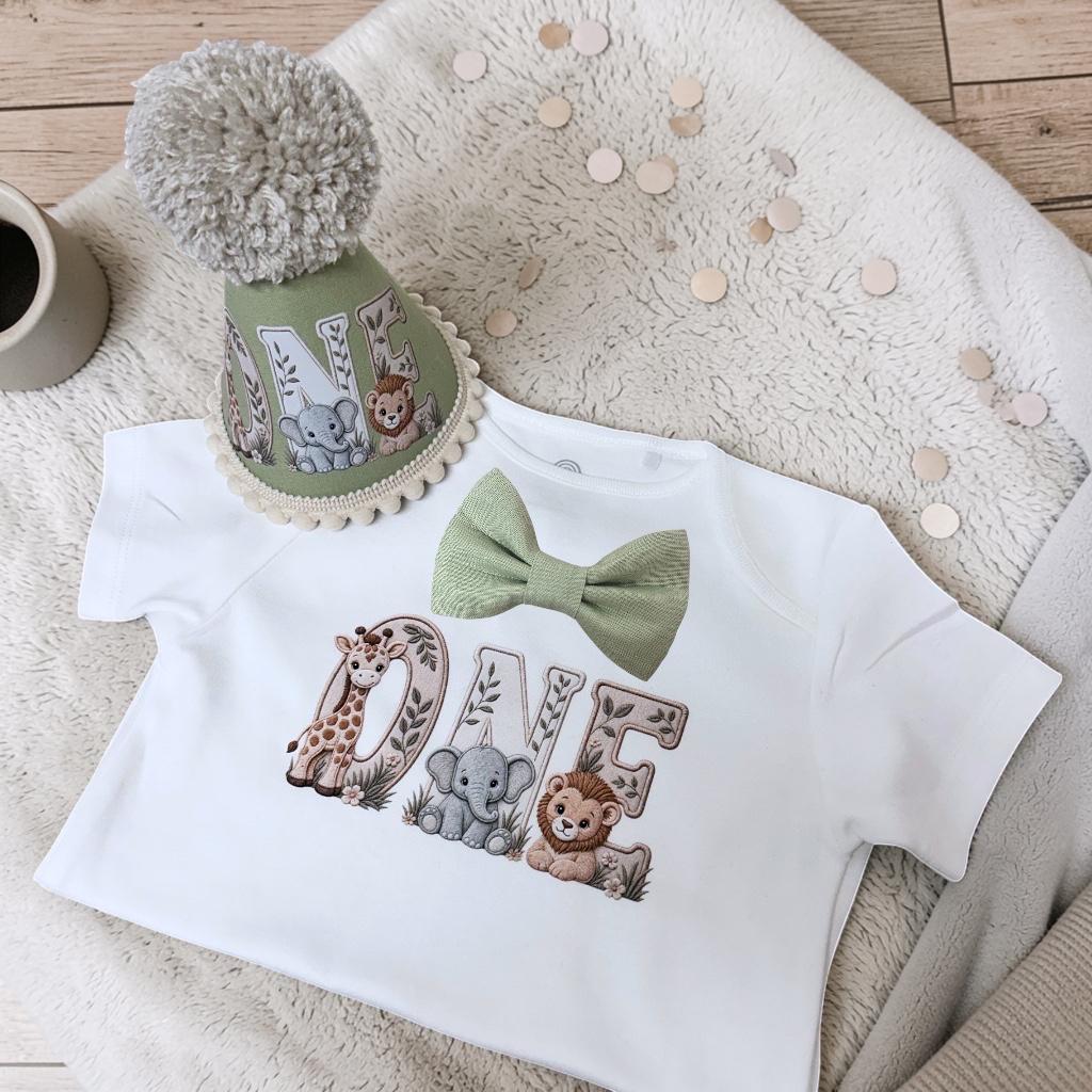 Safari First Birthday Set | Jungle Cake Smash Outfit | Baby Party Gift | Printed Handmade