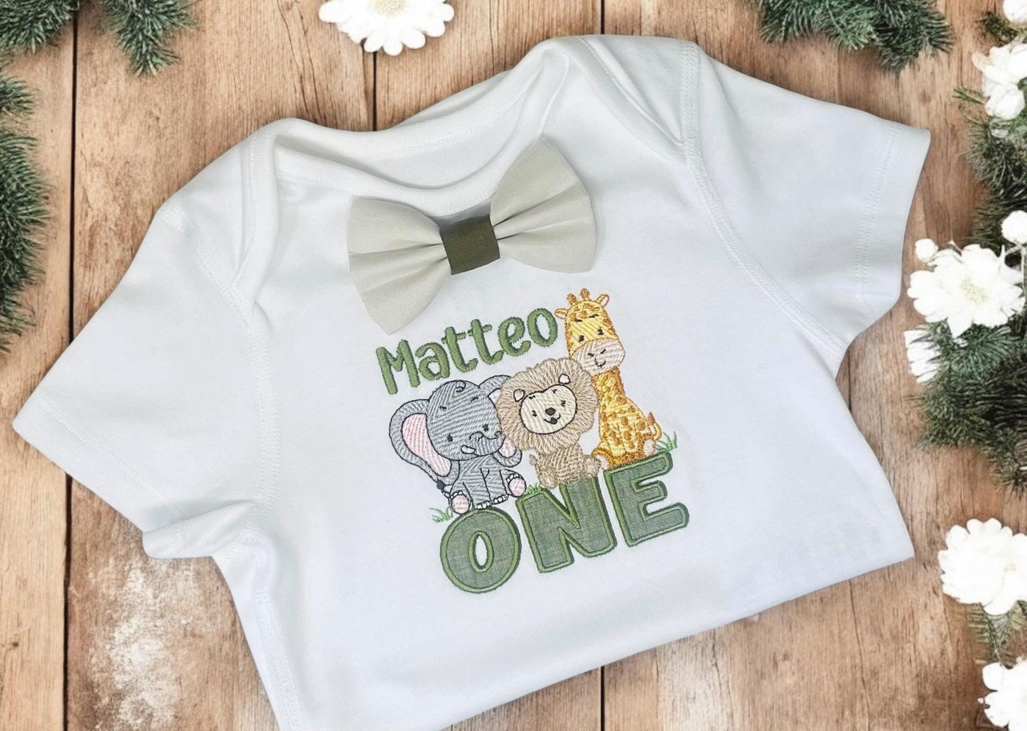 Personalised Safari Birthday Outfit – Neutral Bloomers Cake Smash Set
