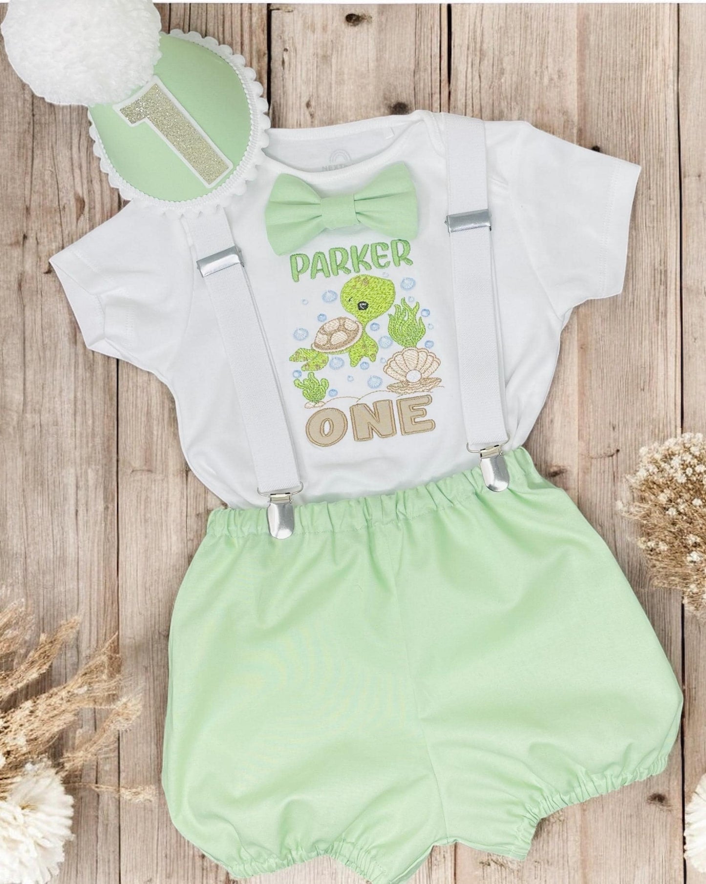 Personalised Sea Turtle First Birthday Outfit – Mint Green Cake Smash Set