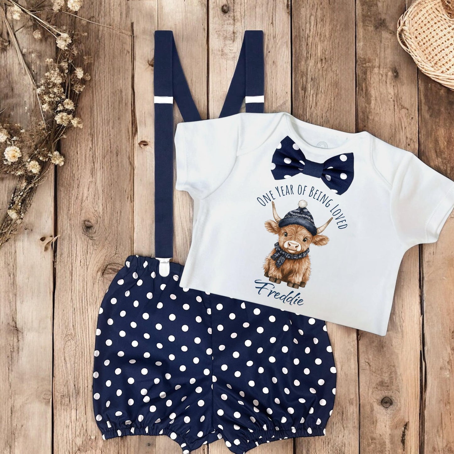 Personalised Highland Cow Baby Birthday Outfit Set with Hat