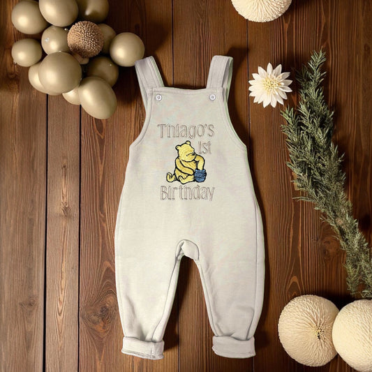Winnie the Pooh Birthday Outfit – Personalised Baby Dungarees with Name & Age – Handmade Cake Smash Overalls, First Birthday Gift