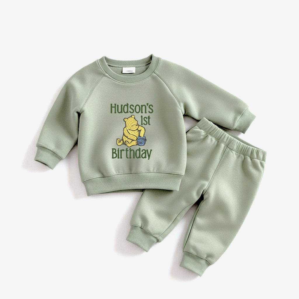 Personalised Baby Loungewear – Sage Green Classic Winnie The Pooh Birthday Outfit